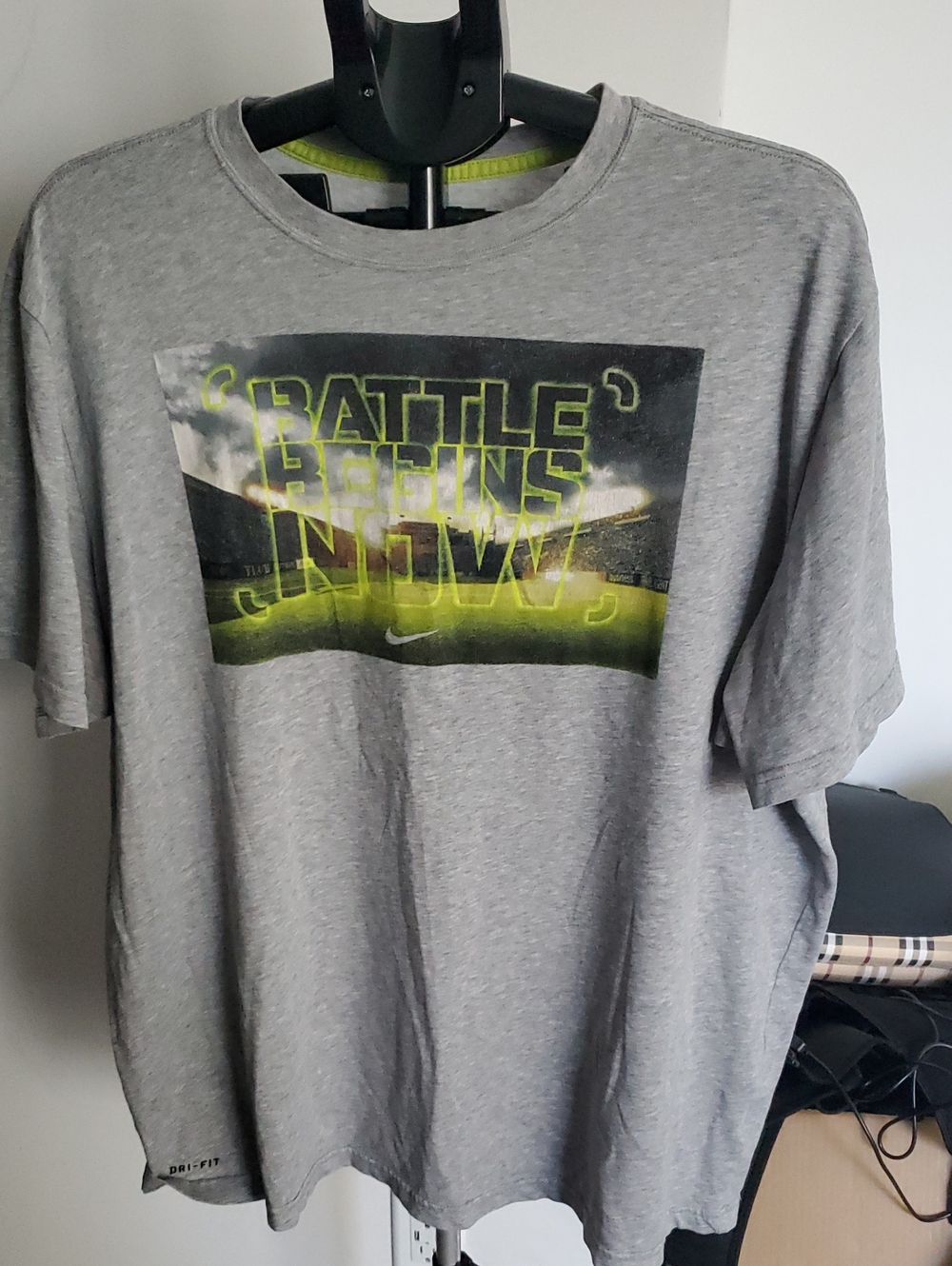 Nike Grey Short-Sleeve 'Battle Begins Now' Graphic Tee with Neon Accent